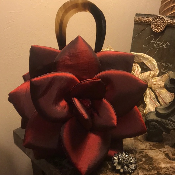 Flower power 👠 shoes matching 👛size 8 - Picture 2 of 8